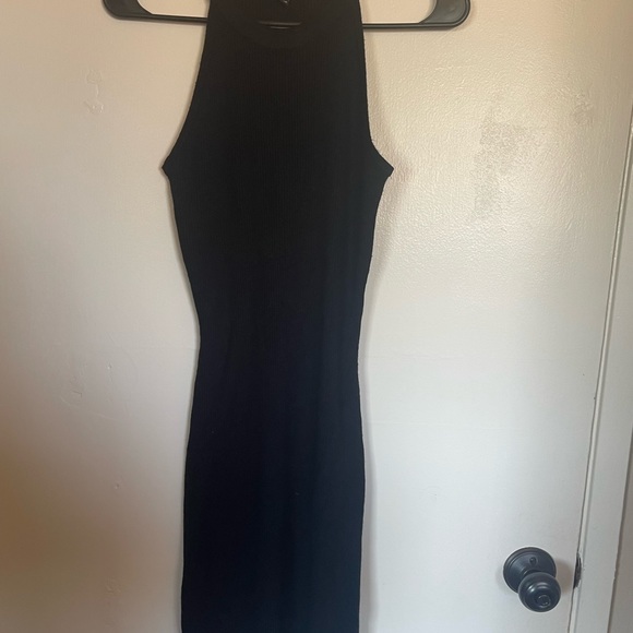 Open-back Ribbed LBD - Picture 3 of 7